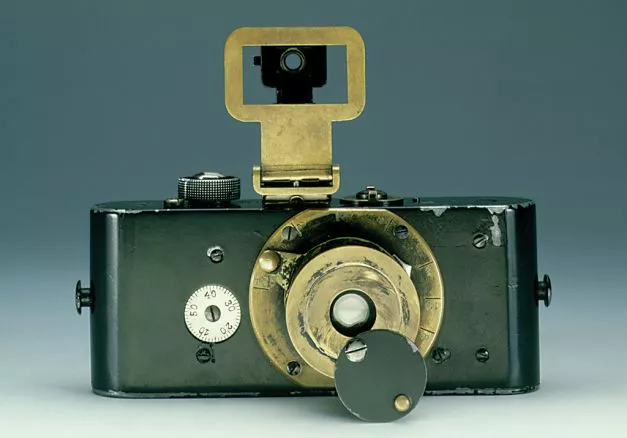 Кто изобрел фотоаппарат  История и эволюция фотоаппарата с начала XIX века до наших дней 