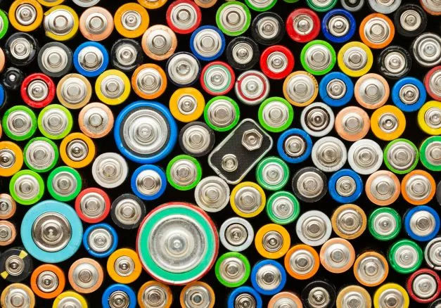Батареи с пластичным электролитом появятся в 2025 году И будут на 40% дешевле обычных