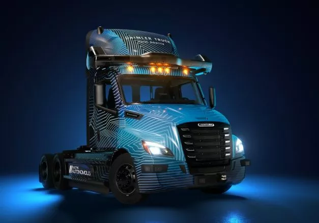 Daimler показал беспилотный грузовик Он появятся на дорогах в 2027 году