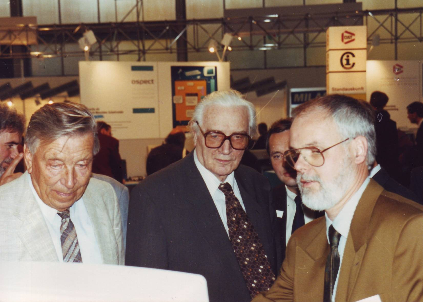 Конрад Цузе (в центре)