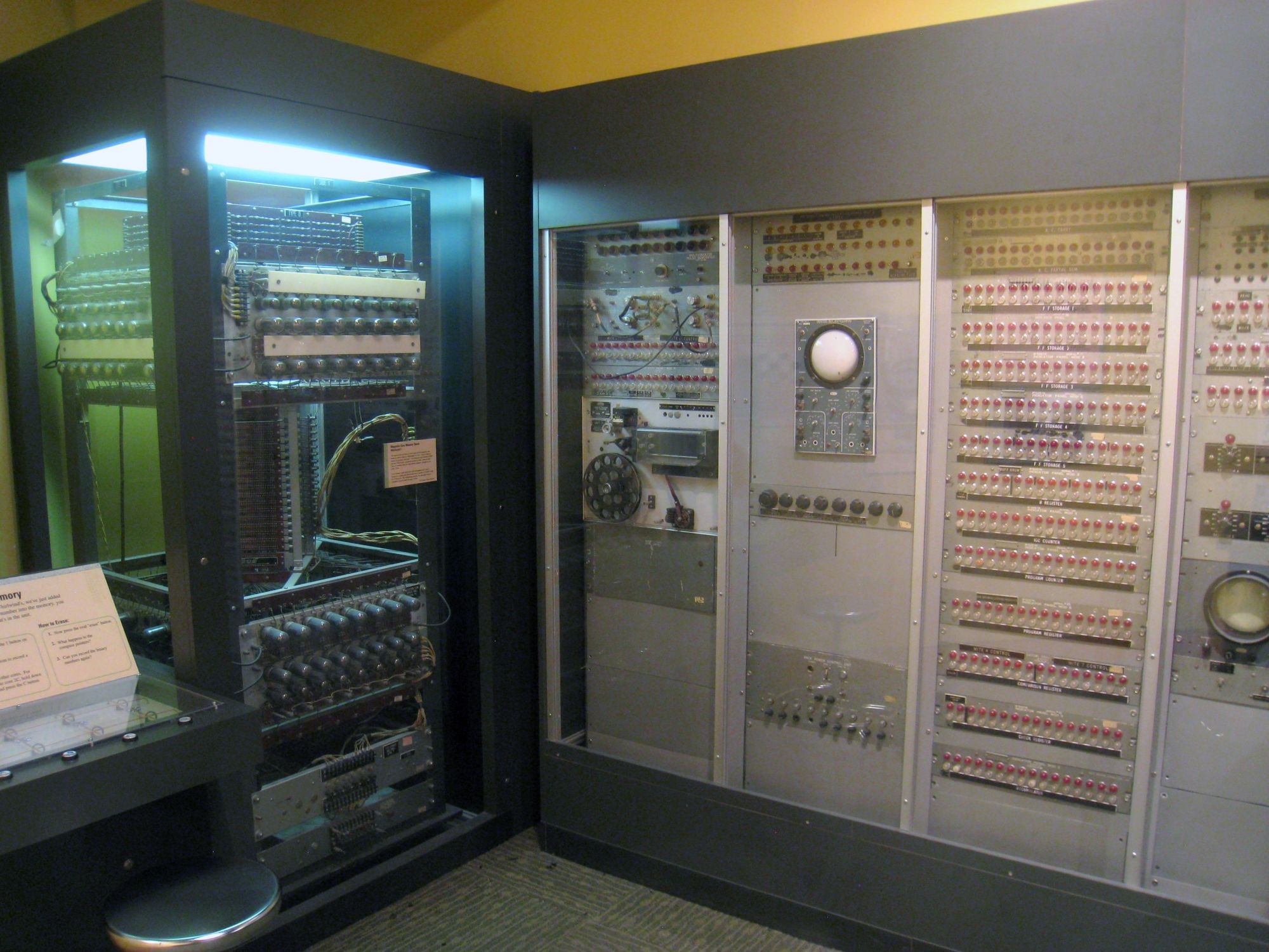 Компьютер Whirlwind в Музее науки, Бостон<br>
