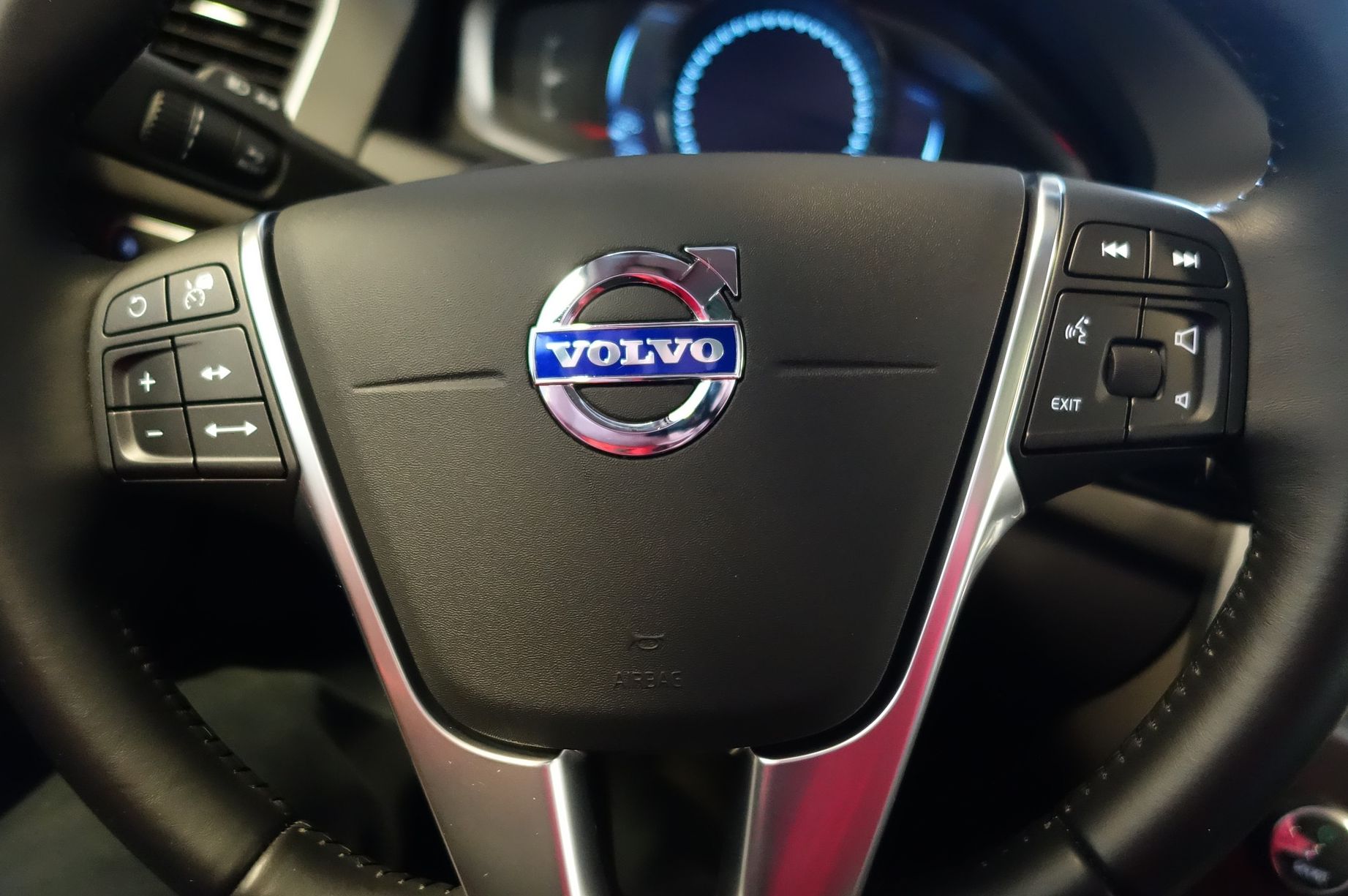 <i>Volvo </i>разработает собственную операционную систему