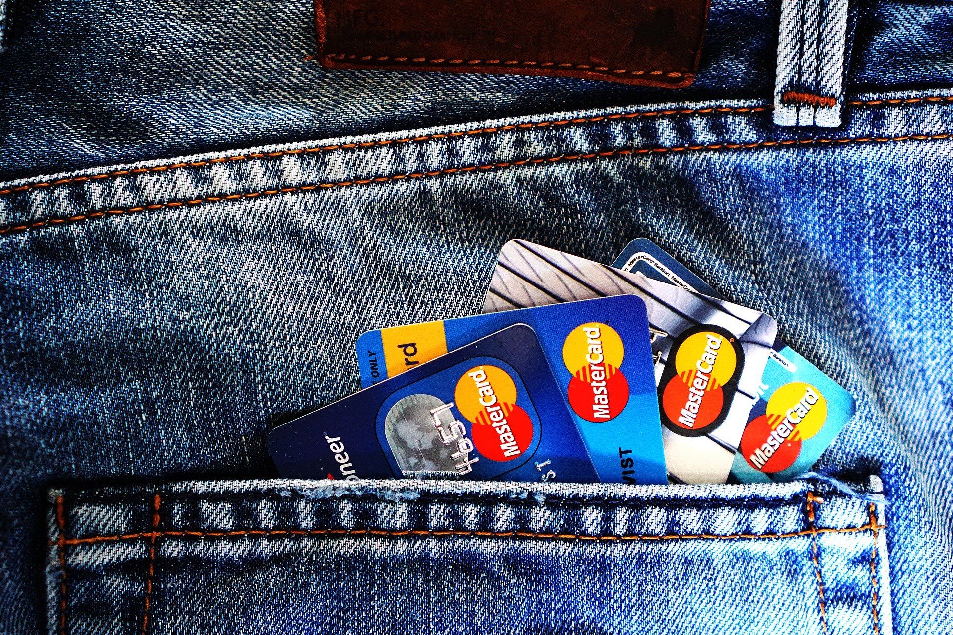 <i>MasterCard </i>откажется от карточек с магнитными полосами