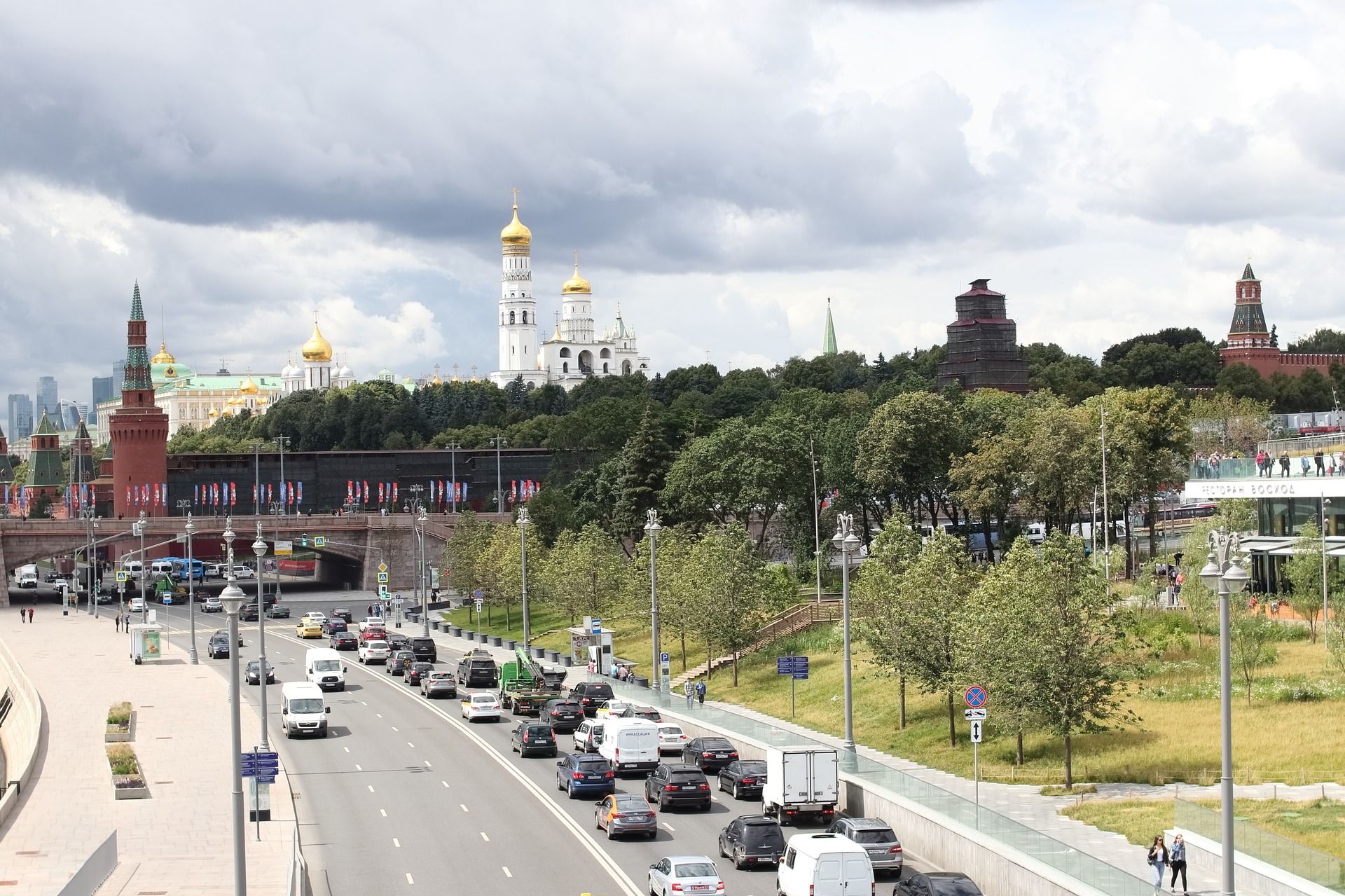 В московском транспорте повесят интерактивные панели