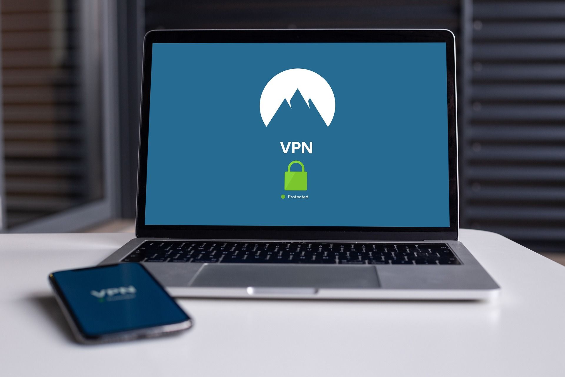 Роскомнадзор заблокировал еще шесть сервисов <i>VPN</i>