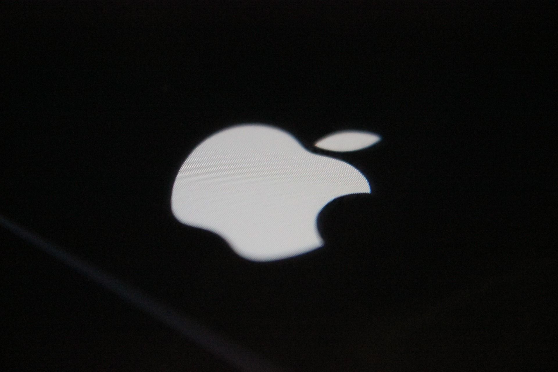 <i>Apple </i>показала новые смартфоны, планшеты и часы