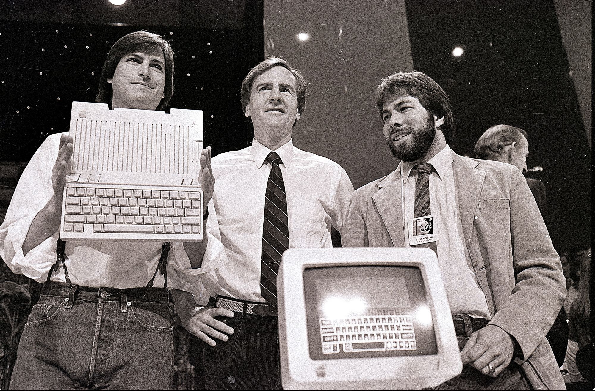 Стив Возняк (третий слева) в молодости 