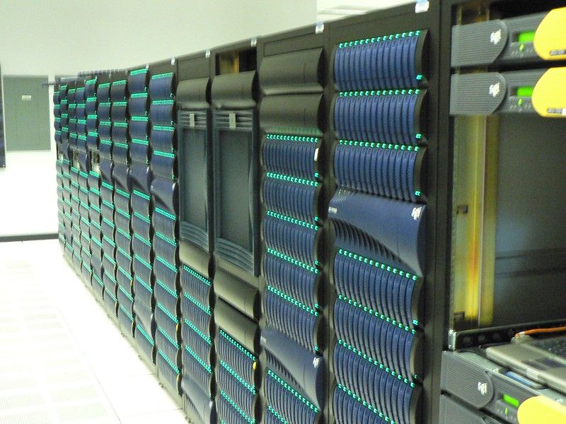 9 июня 1986 года Суперкомпьютерный центр стал поддерживать <i>NSFNet</i>