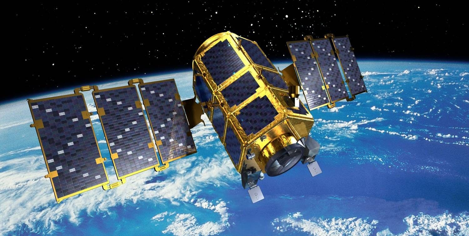 Роскосмос построит заводы для спутников