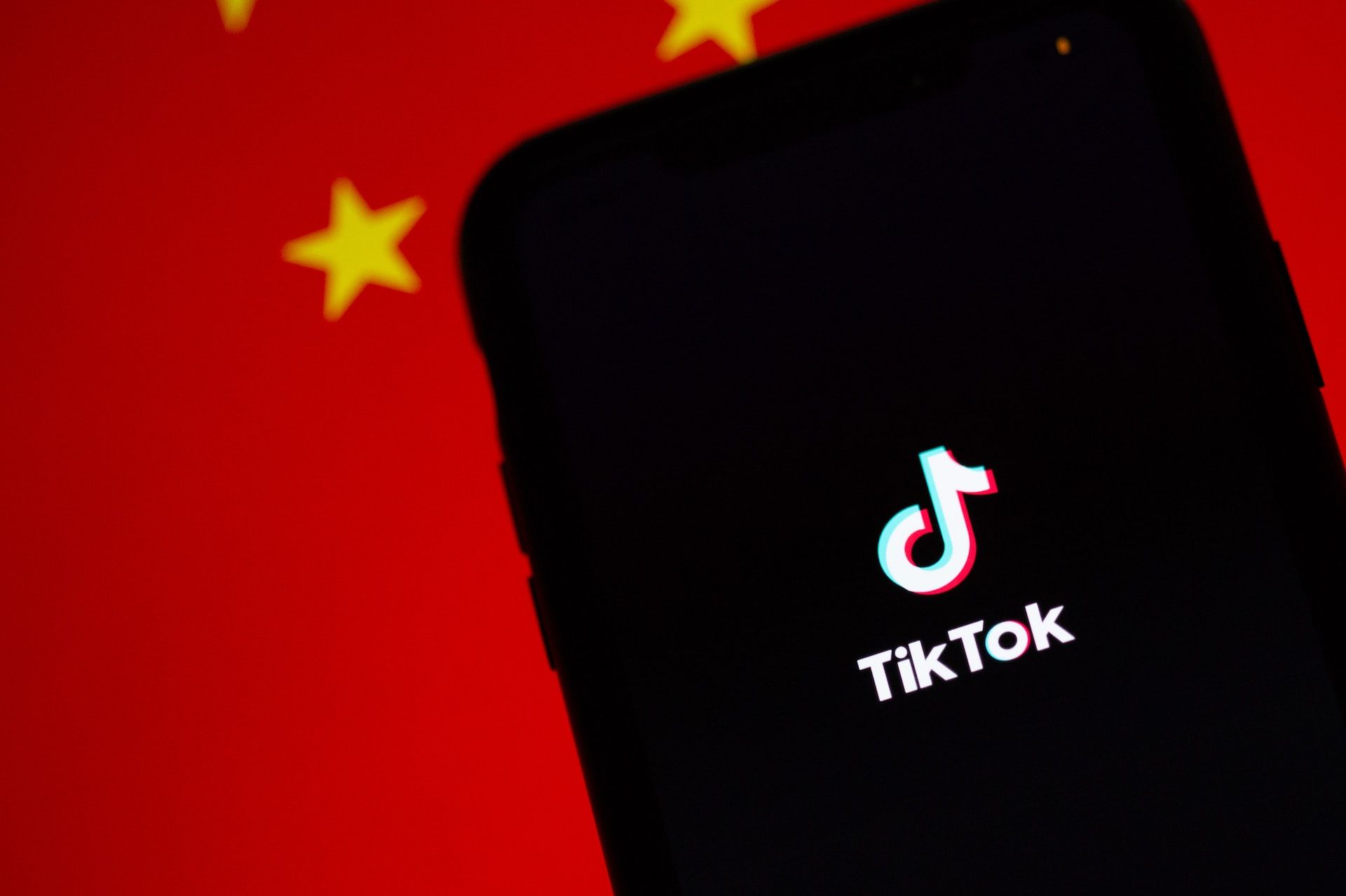 <i>TikTok </i>признал незаконный сбор данных сотрудниками