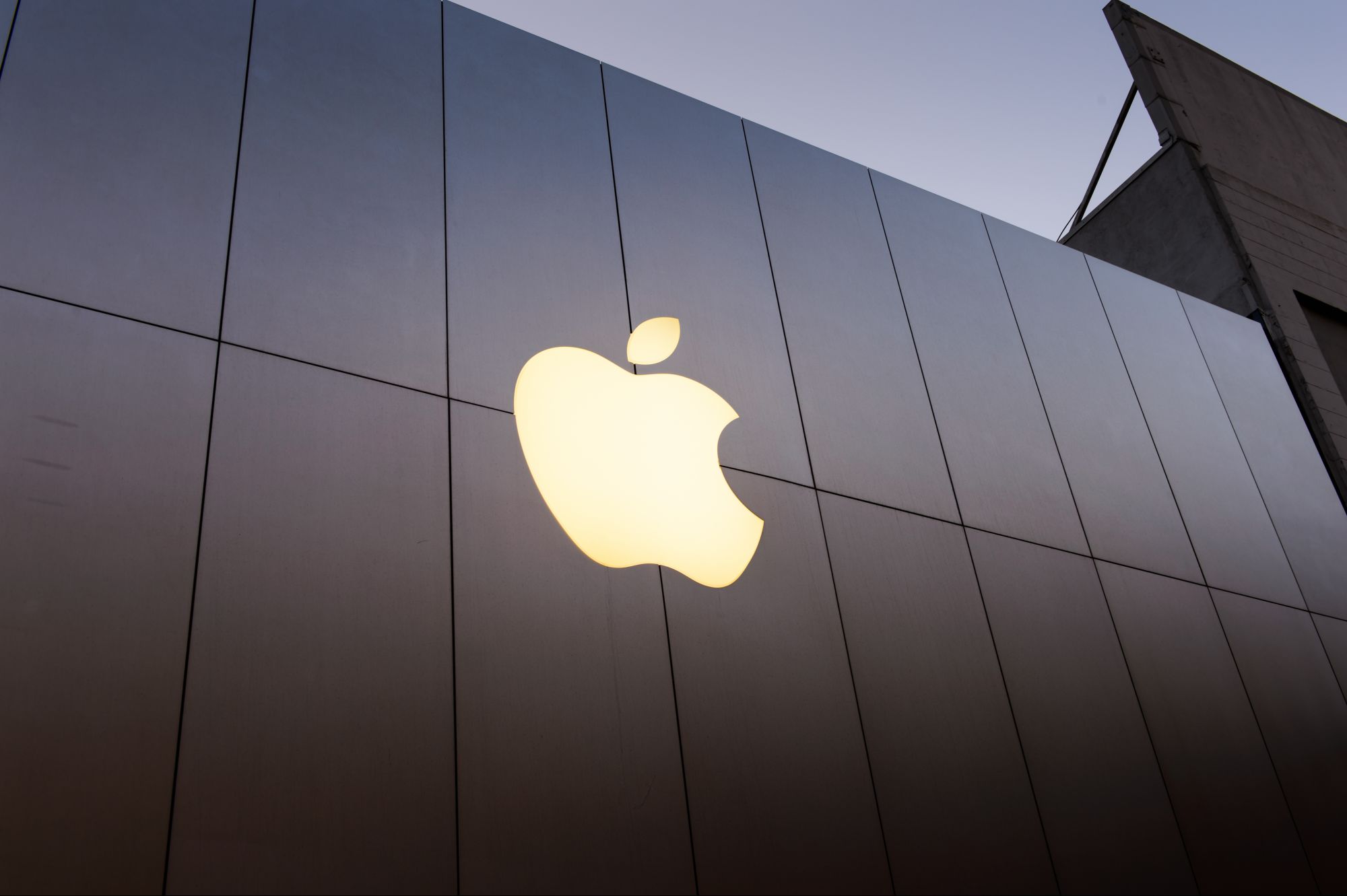 <i>Apple </i>публично выступила против нового британского закона