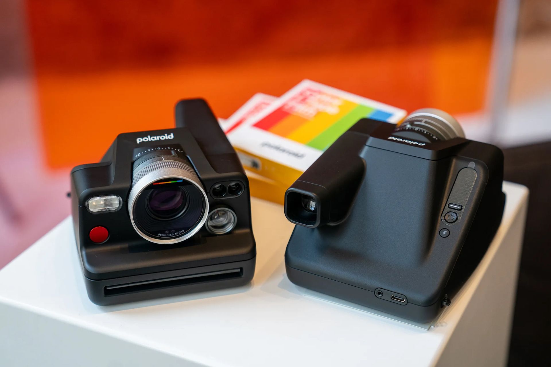 <i>Polaroid </i>выпустил самую мощную камеру моментальной печати