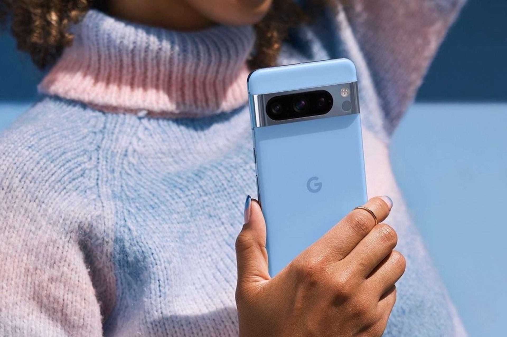 <i>Google </i>презентовала смартфоны <i>Pixel 8</i> и <i>Pixel 8</i> <i>Pro</i>