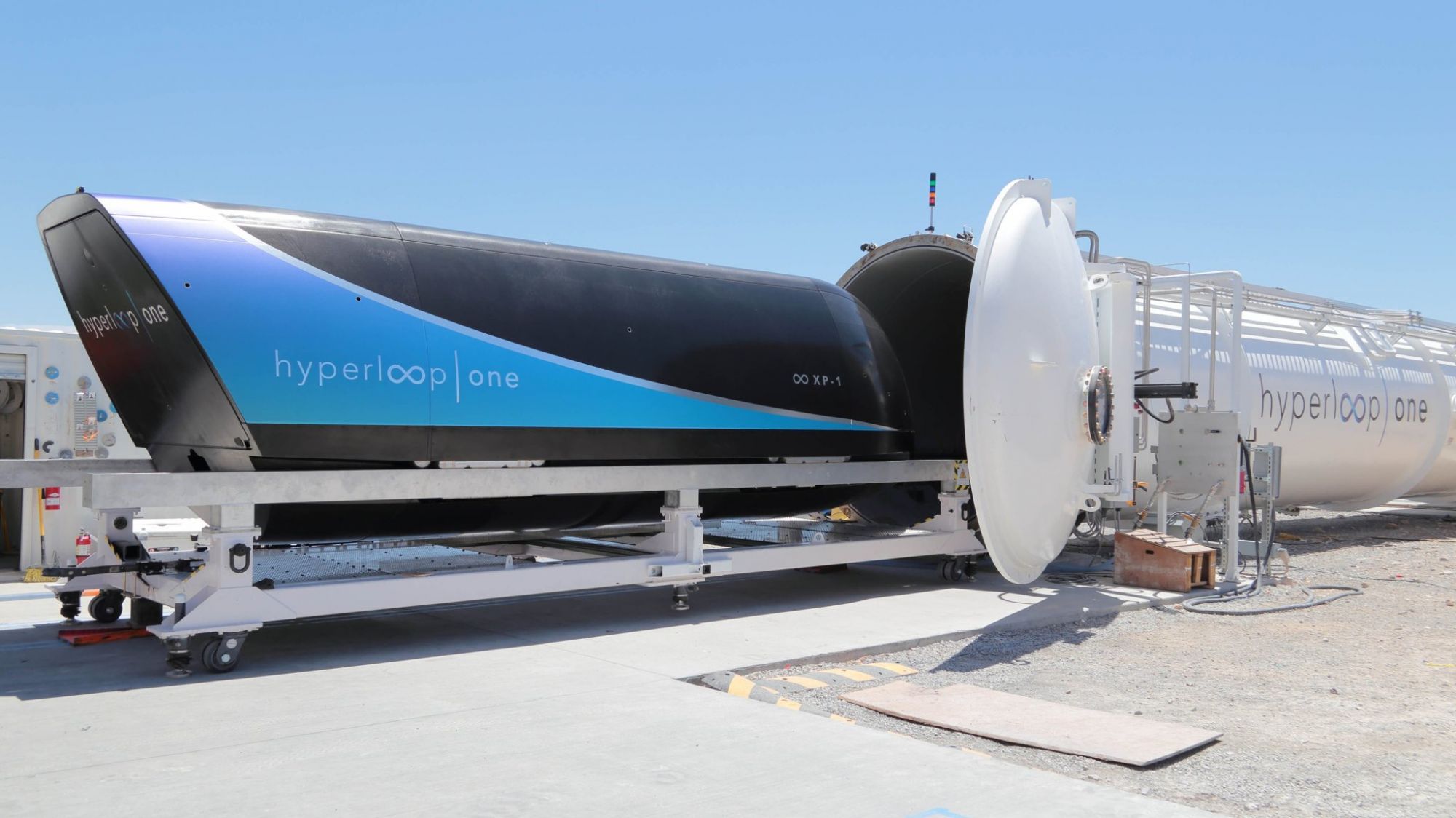 <i>Hyperloop </i>– все