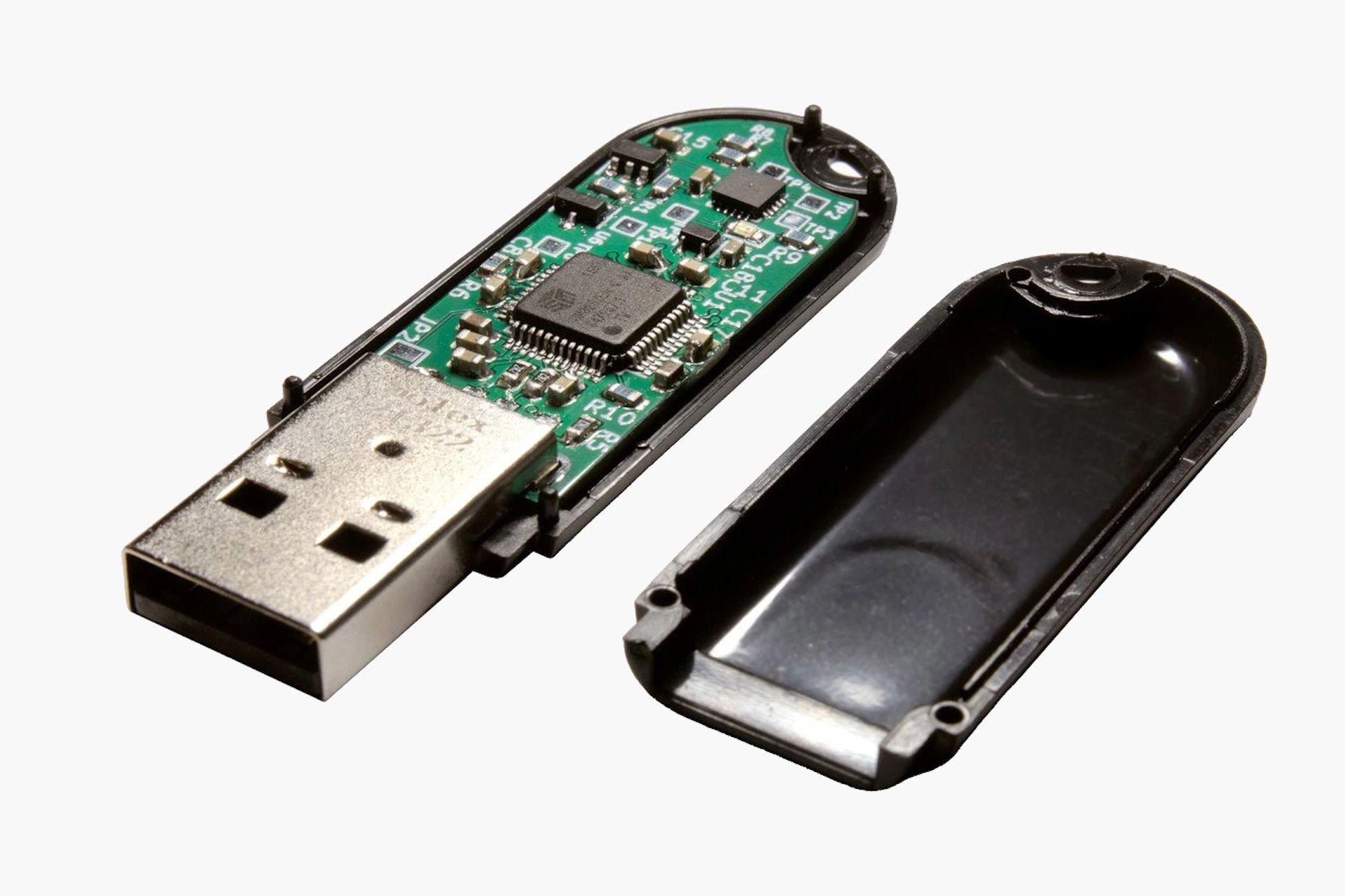 Разработан <i>USB-</i>накопитель с функцией самоуничтожения