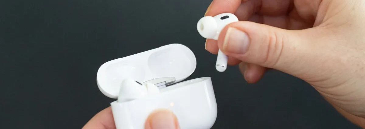 В <i>AirPods </i> встроят камеры